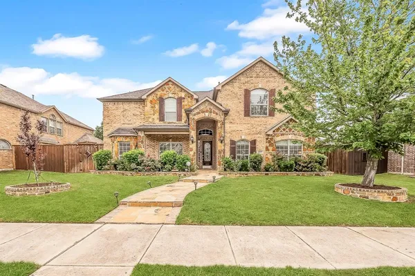 $739,990 | 12387 Mill Run Drive, Frisco, TX 75035