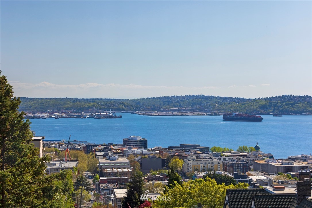 104 Highland Drive Seattle, WA 98109 - Photo 37 of 39 a view of city and ocean