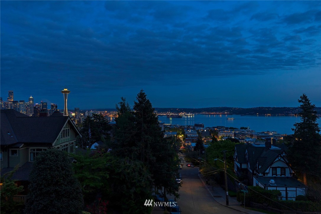 104 Highland Drive Seattle, WA 98109 - Photo 38 of 39 a view of a balcony with sitting area