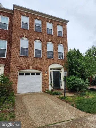 $3,200 | 13603 Flying Squirrel Drive, Herndon, VA 20171