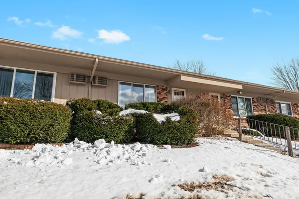 $110,000 | 25140 Potomac Drive, Unit 3, South Lyon, MI 48178
