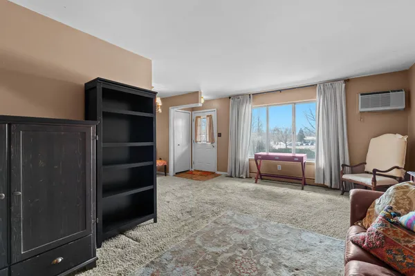 $110,000 | 25140 Potomac Drive, Unit 3, South Lyon, MI 48178