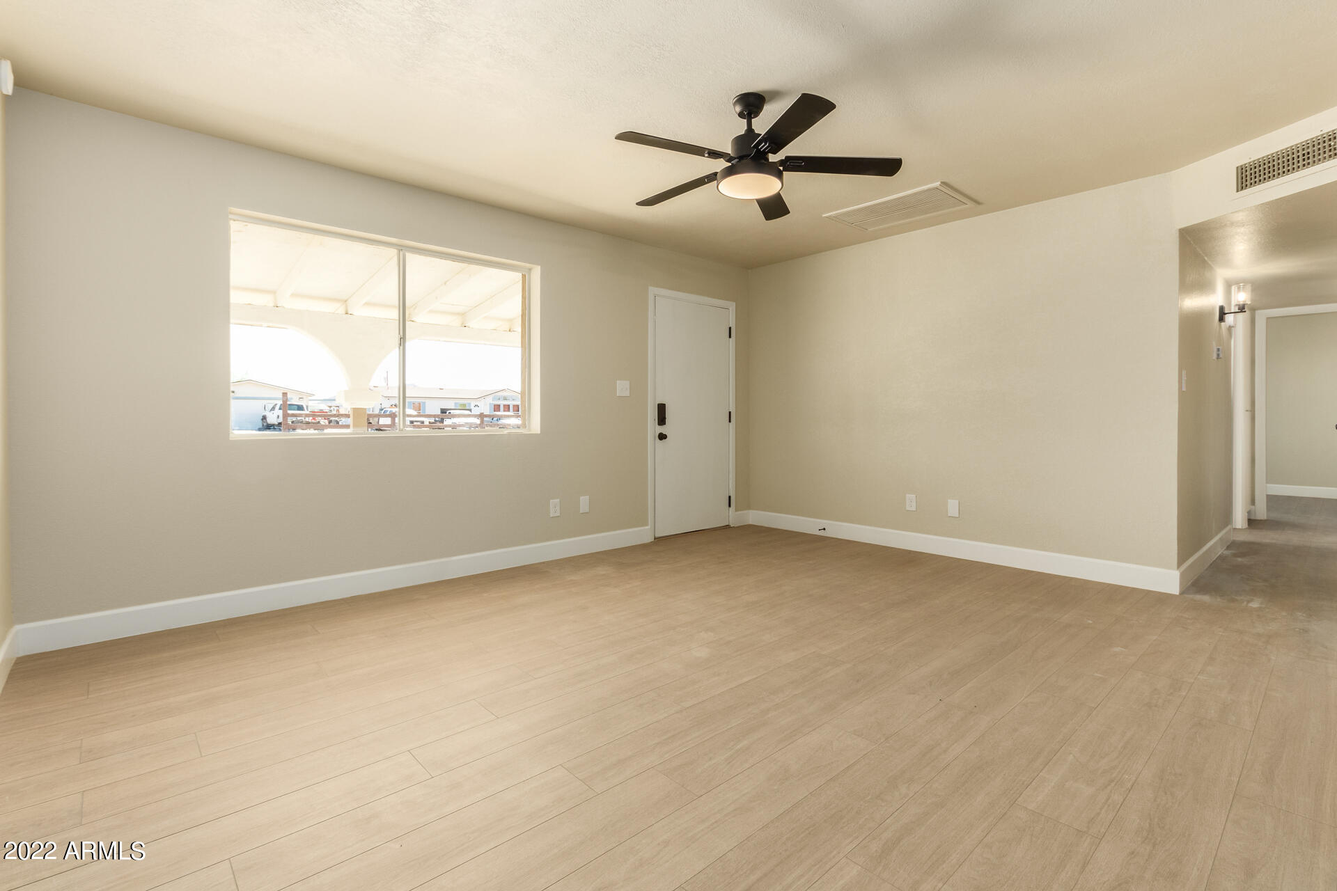 13433 South Zuni Road Buckeye, AZ 85326 - Photo 5 of 26 0018-05-Zuni