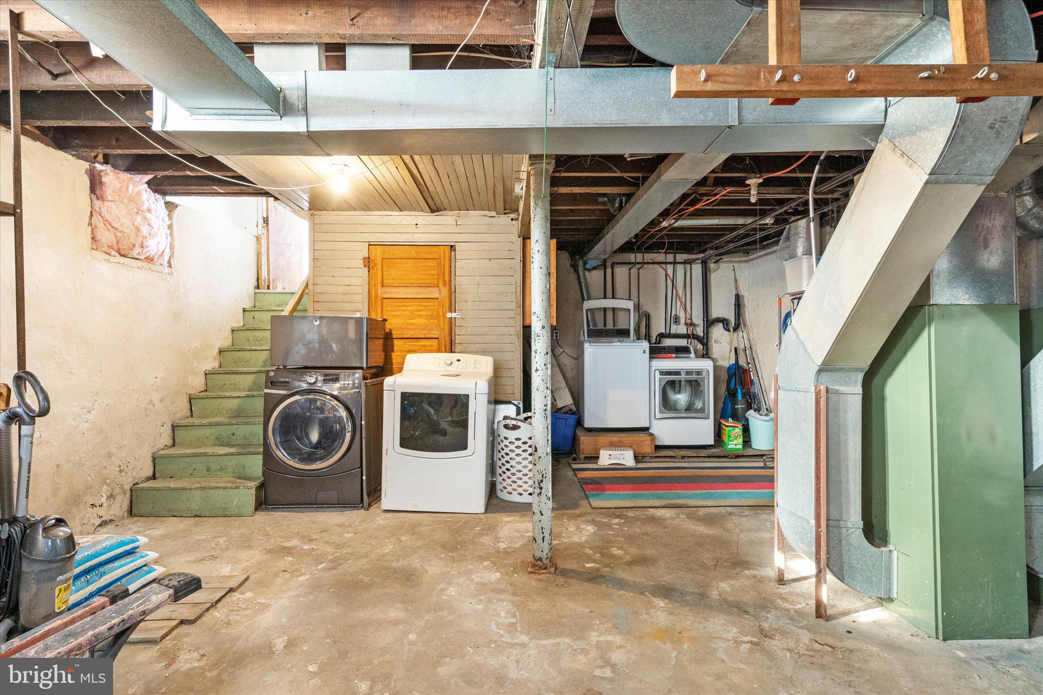 130 North Fairview Street Riverside, NJ 08075 - Photo 16 of 34 a utility room with dryer and washer