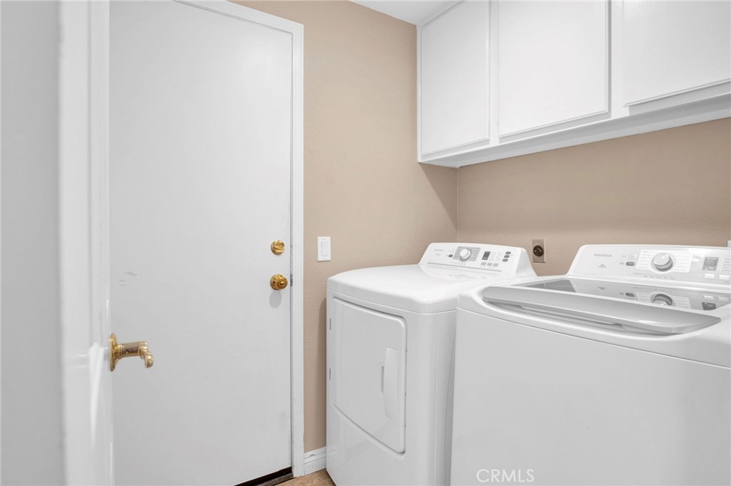33 Dauphin Dana Point, CA 92629 - Photo 21 of 26 a utility room with dryer and washer