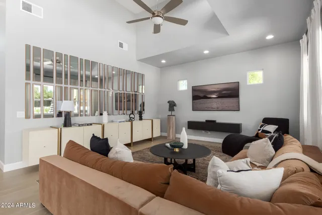 $12,000 | 1629 East Montebello Avenue, Phoenix, AZ 85016