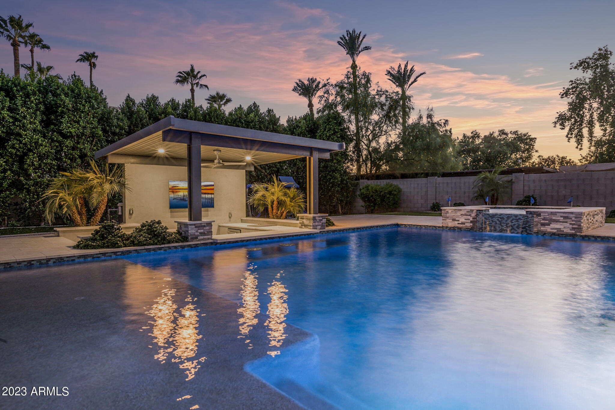 1629 East Montebello Avenue Phoenix, AZ 85016 - Photo 31 of 88 Private Backyard