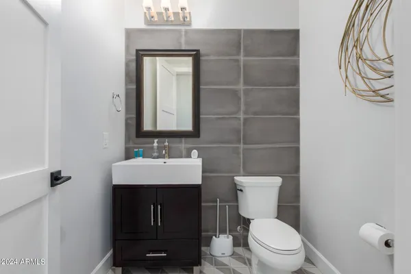 $12,000 | 1629 East Montebello Avenue, Phoenix, AZ 85016