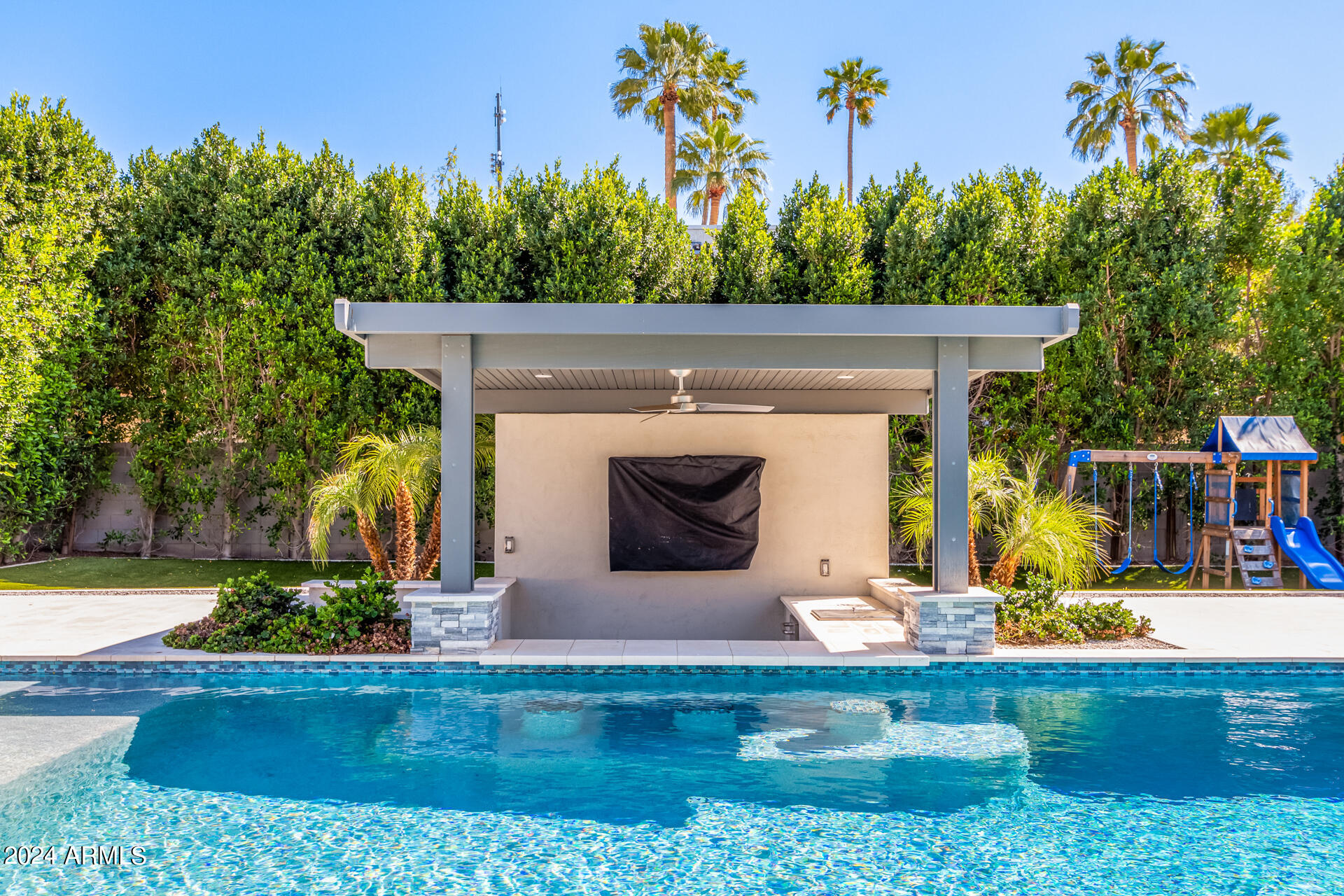 1629 East Montebello Avenue Phoenix, AZ 85016 - Photo 72 of 88 Backyard Bar