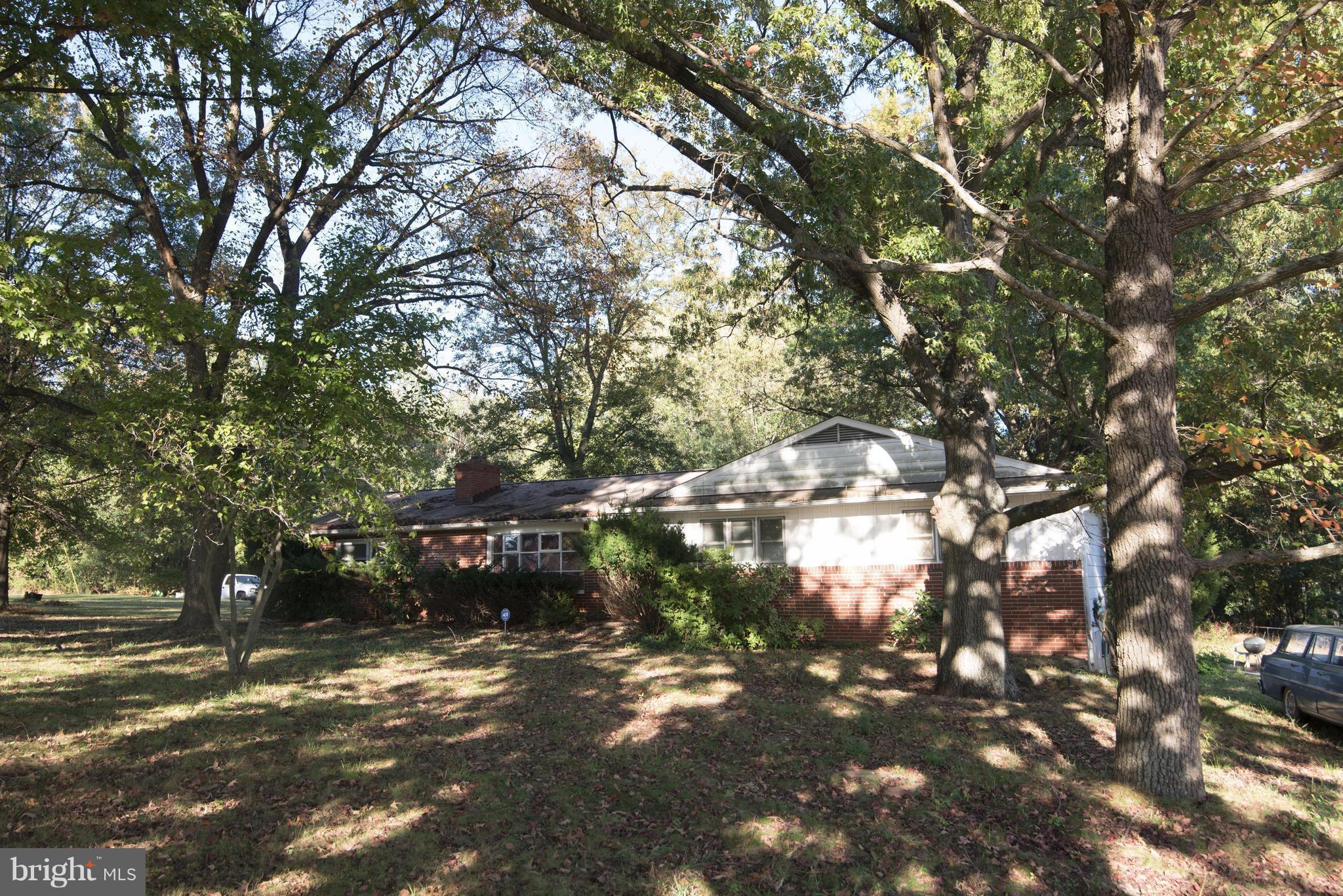 6567 Freetown Road Columbia, MD 21044 - Photo 9 of 28 Exterior (General)