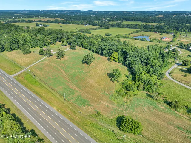 $450,000 | 411 3rd Street, Maryville, TN 37804