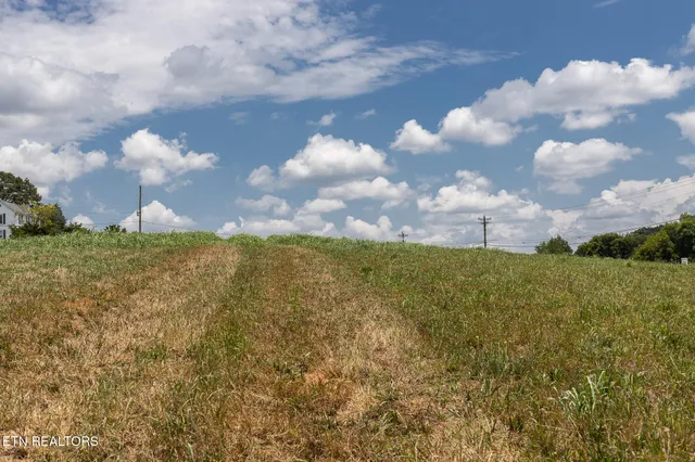 $450,000 | 411 3rd Street, Maryville, TN 37804