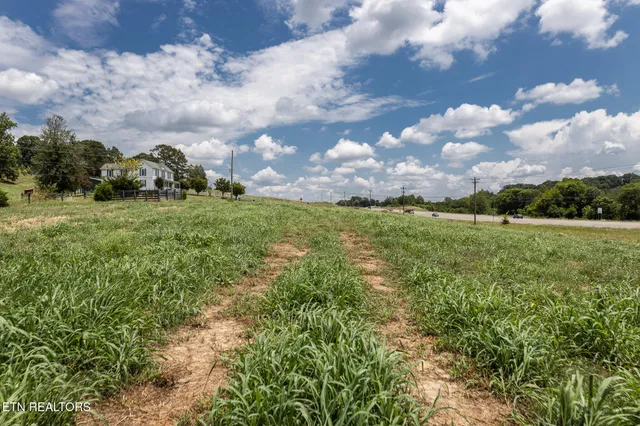 $450,000 | 411 3rd Street, Maryville, TN 37804