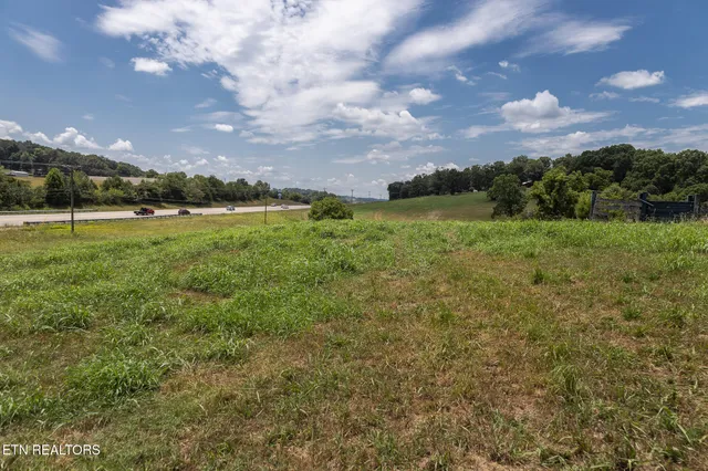 $450,000 | 411 3rd Street, Maryville, TN 37804