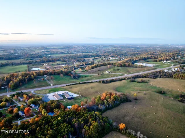 $450,000 | 411 3rd Street, Maryville, TN 37804