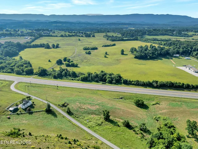 $450,000 | 411 3rd Street, Maryville, TN 37804