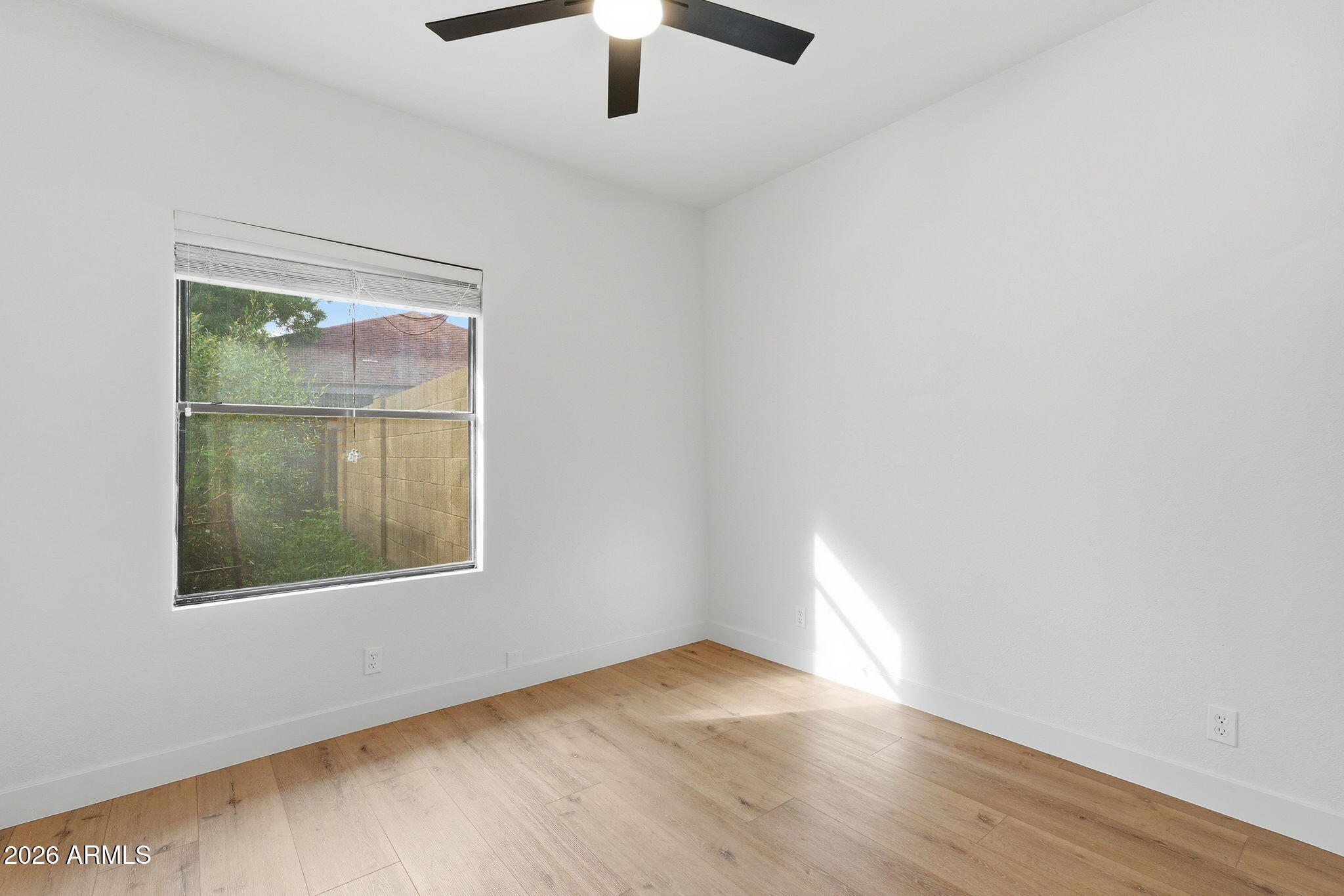 962 East Cullumber Street Gilbert, AZ 85234 - Photo 24 of 37 028_ListerPros