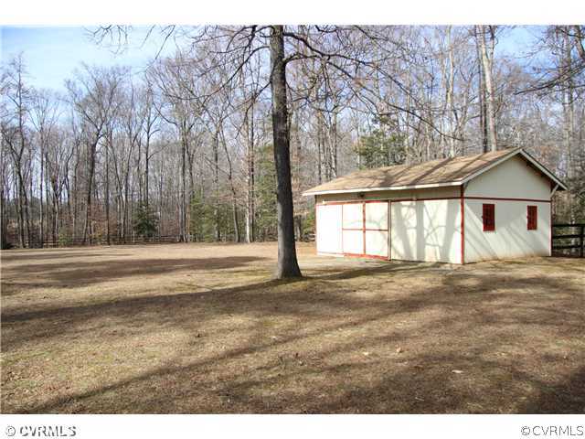 10047 Cool Spring Road Mechanicsville, VA 23116 - Photo 16 of 17 Gallery Image 16