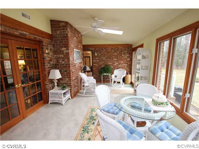 10047 Cool Spring Road Mechanicsville, VA 23116 - Photo 8 of 17 Gallery Image 8