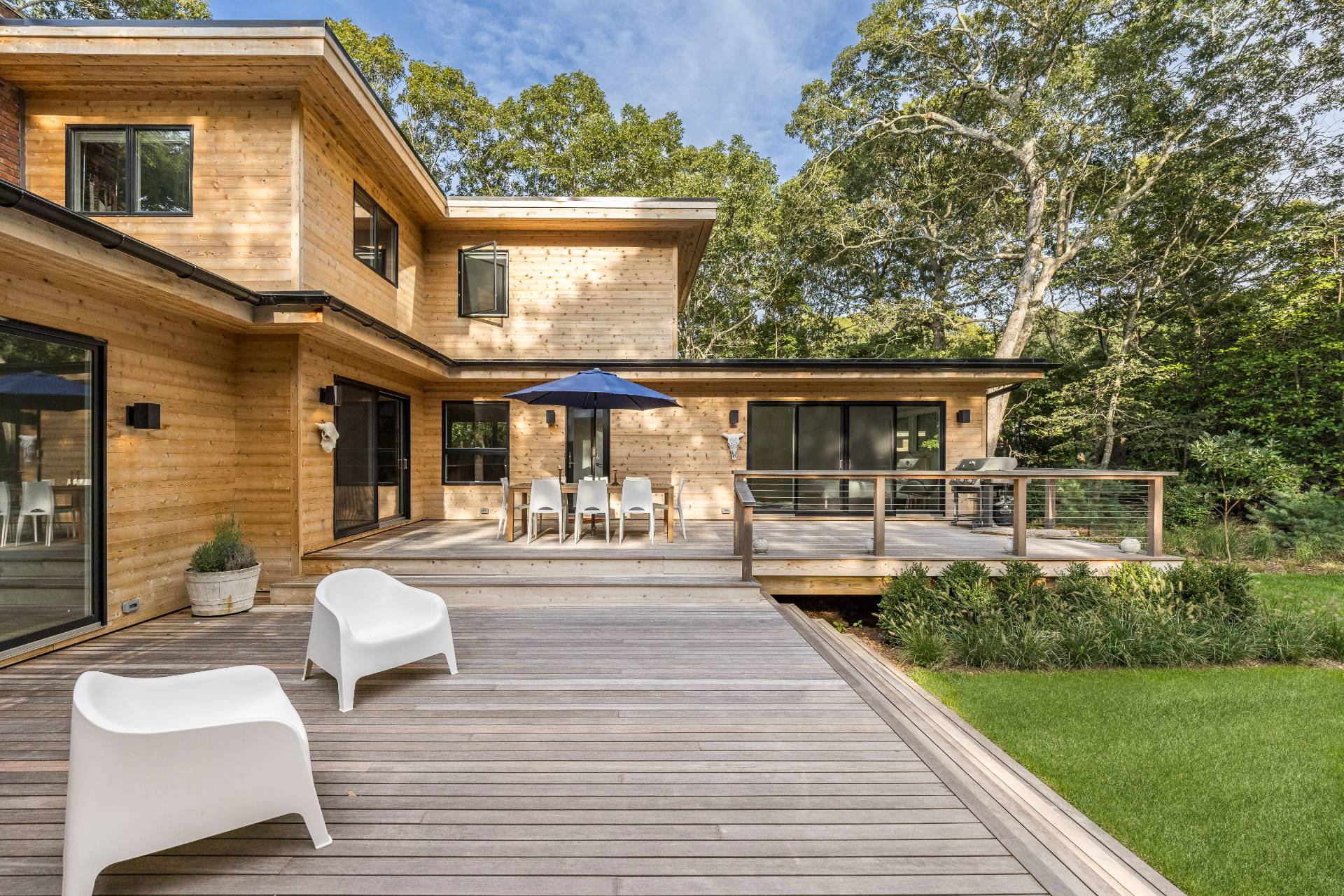 21 Saddle Lane East Hampton, NY 11937 - Photo 24 of 35
