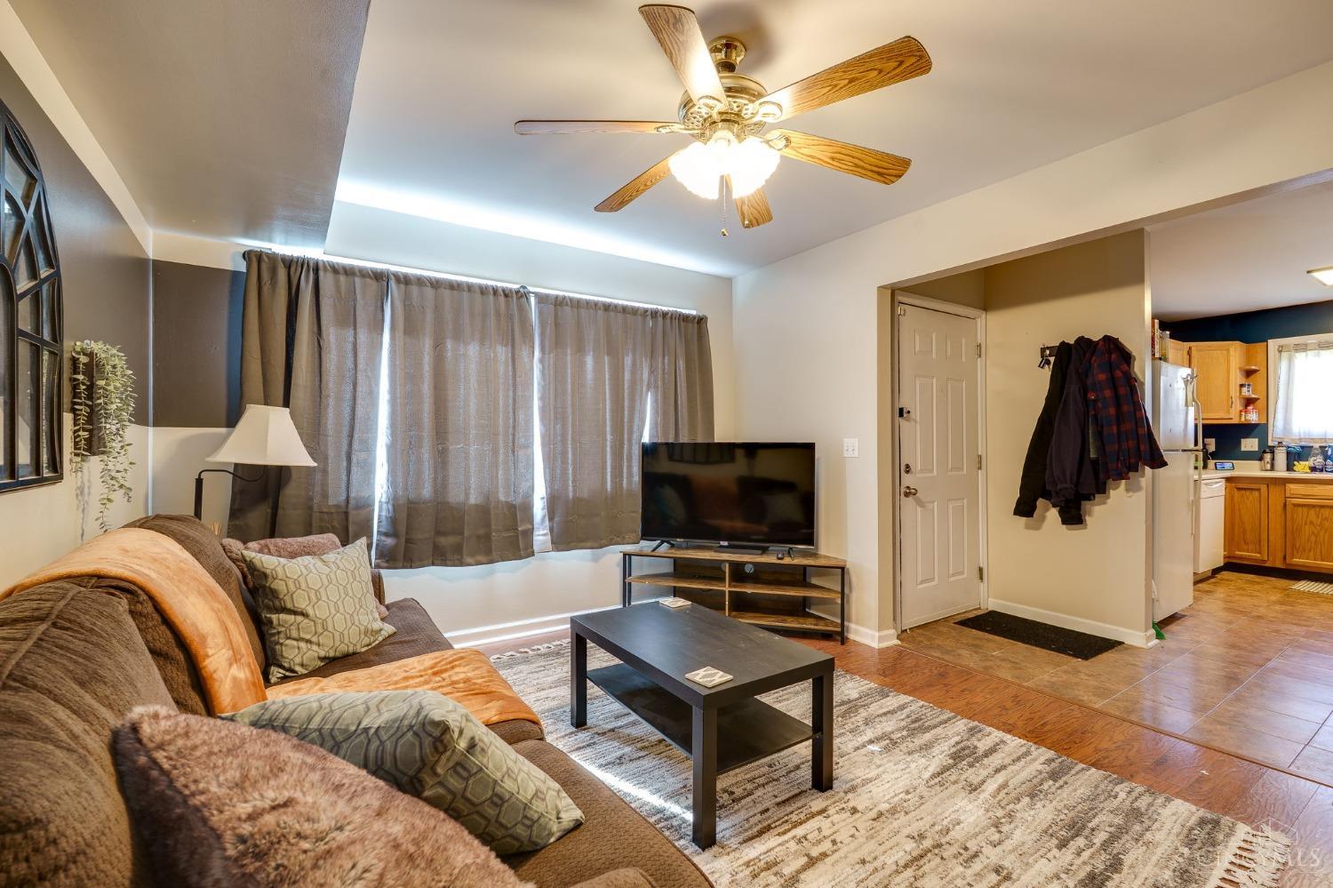 1812 Eaton Road, Unit 6 Hamilton, OH 45013 - Photo 4 of 17 Gallery Image 4