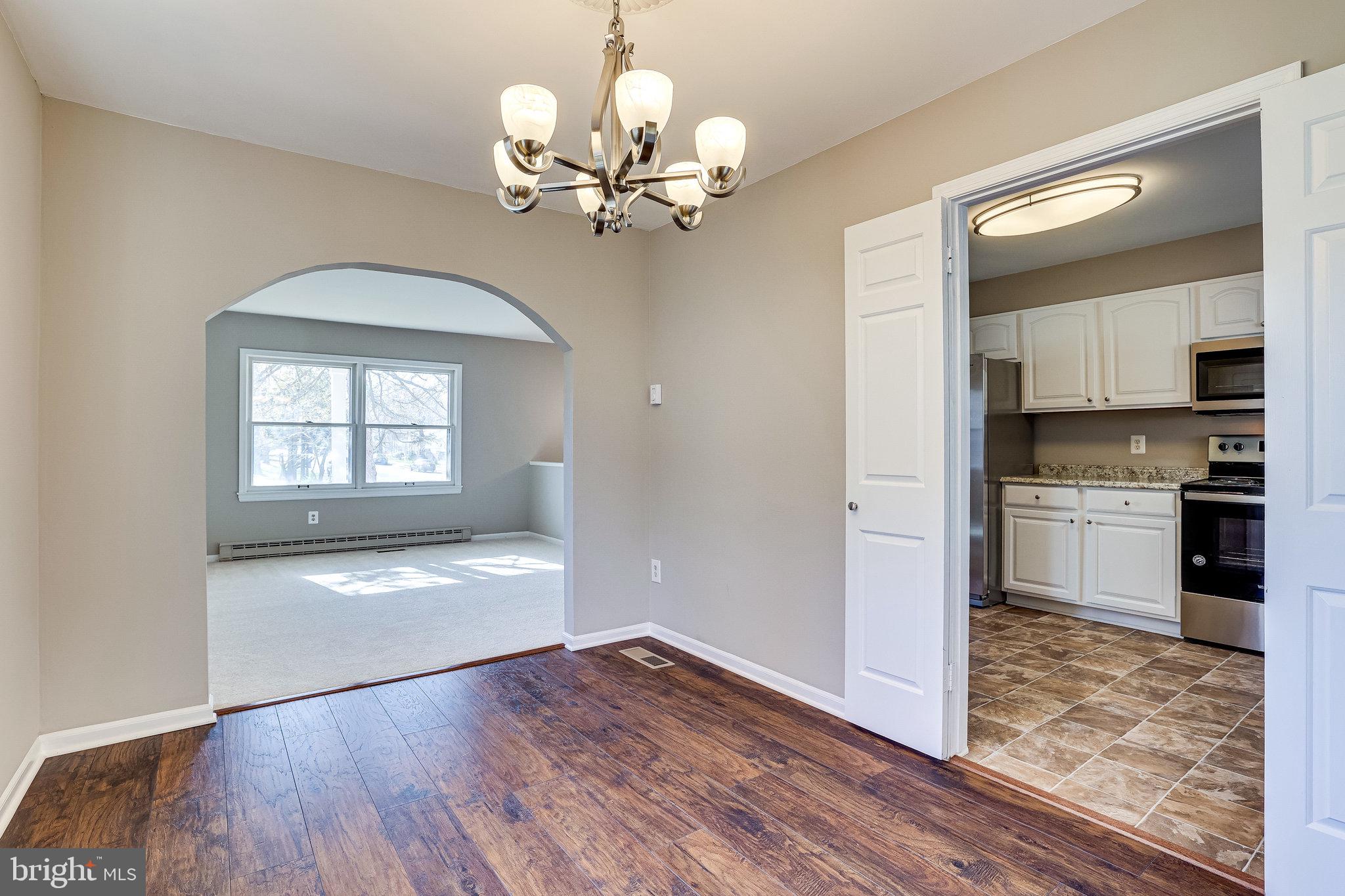1501 East Beech Road Sterling, VA 20164 - Photo 12 of 41 Dining Room
