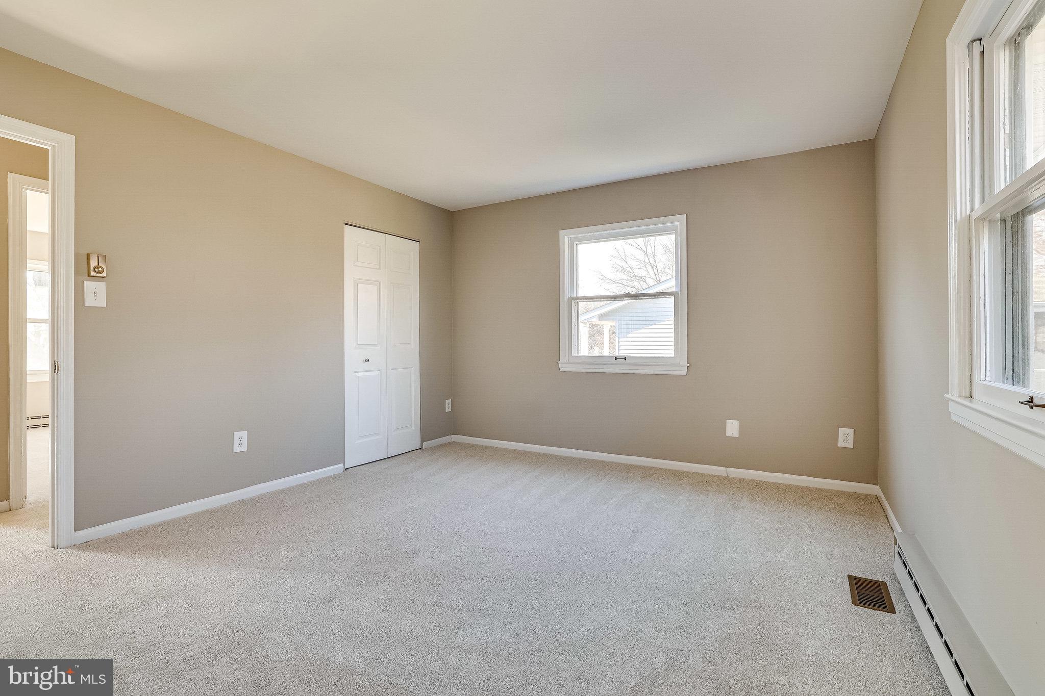 1501 East Beech Road Sterling, VA 20164 - Photo 17 of 41 Primary Bed