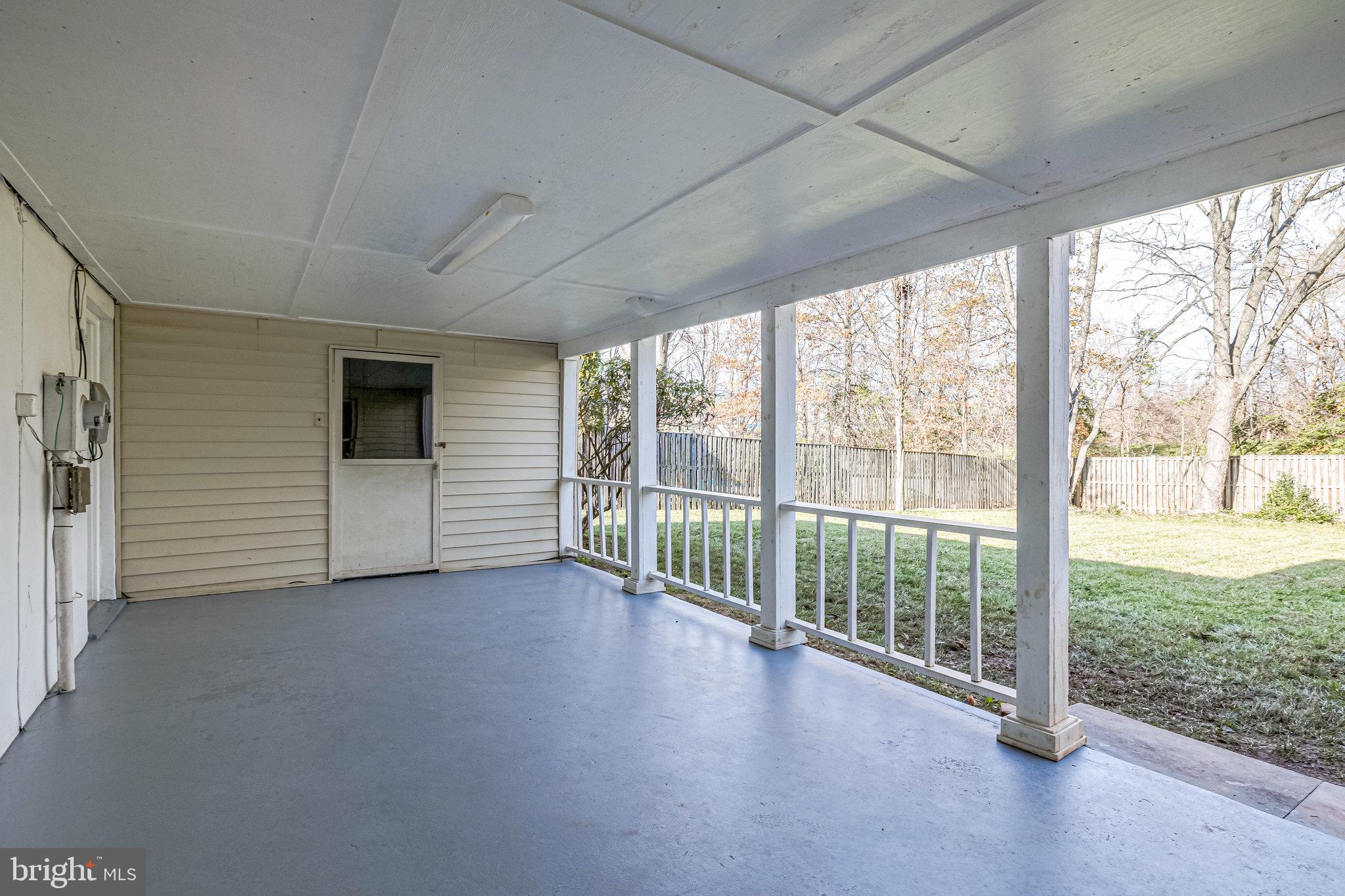 1501 East Beech Road Sterling, VA 20164 - Photo 37 of 41 Covered Patio