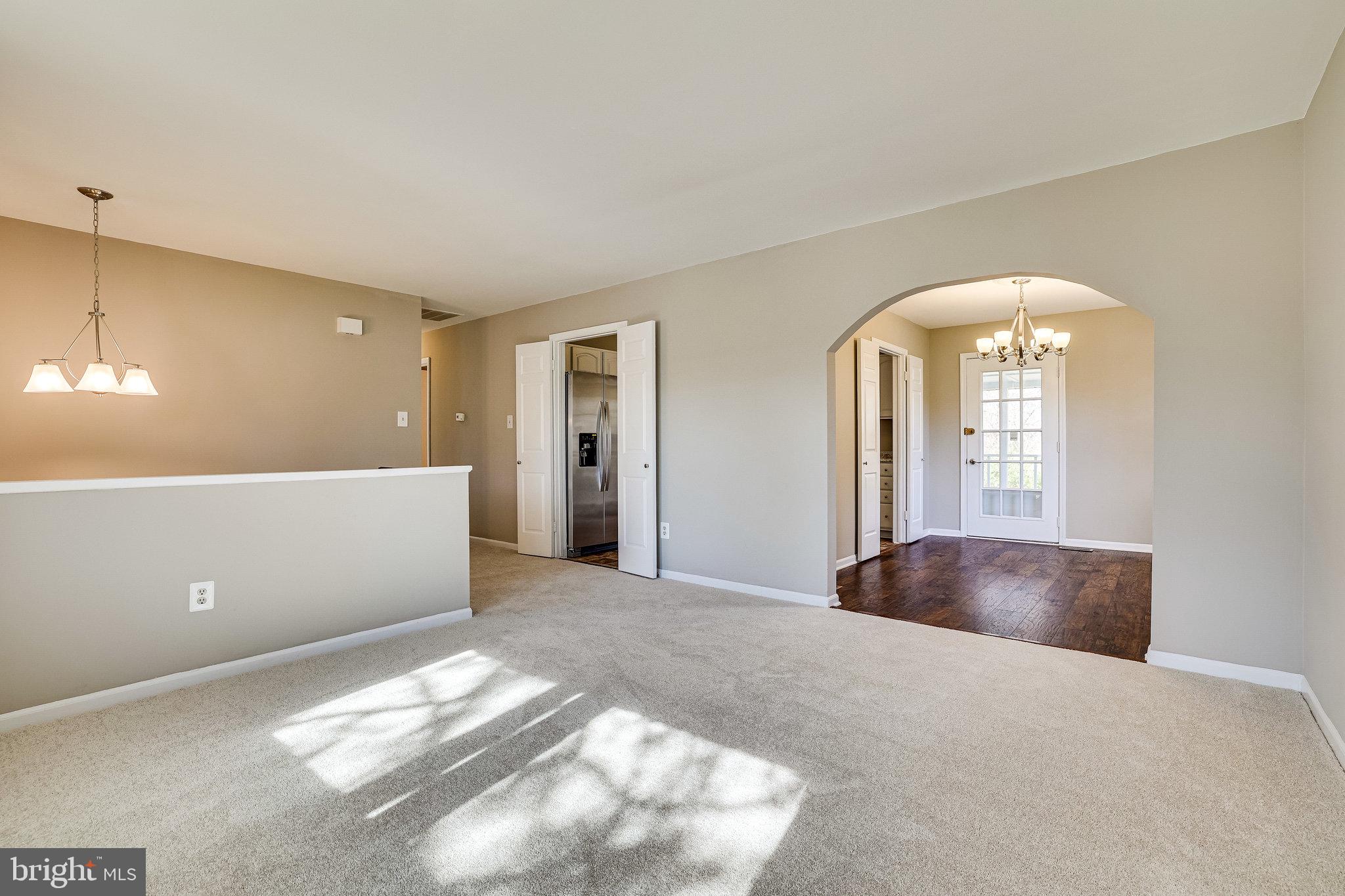 1501 East Beech Road Sterling, VA 20164 - Photo 6 of 41 Family Room