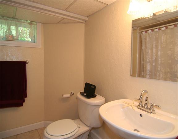 28 Daniel Road Wakefield, MA 01880 - Photo 13 of 15 Gallery Image 13