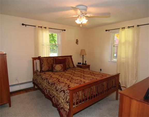 28 Daniel Road Wakefield, MA 01880 - Photo 7 of 15 Gallery Image 7