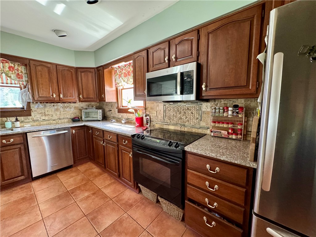 16 Walling Boulevard Oneonta, NY 13820 - Photo 19 of 44