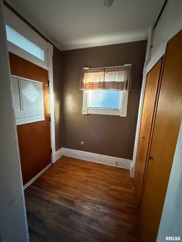 $999 | 2635 North Missouri Avenue, Peoria, IL 61603