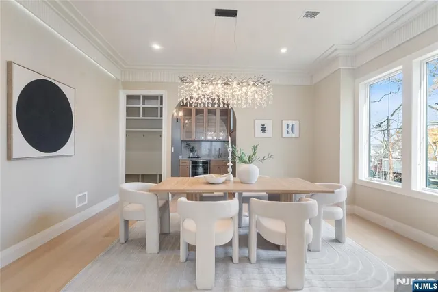 $2,799,000 | 333 Harrison Street, Paramus, NJ 07652