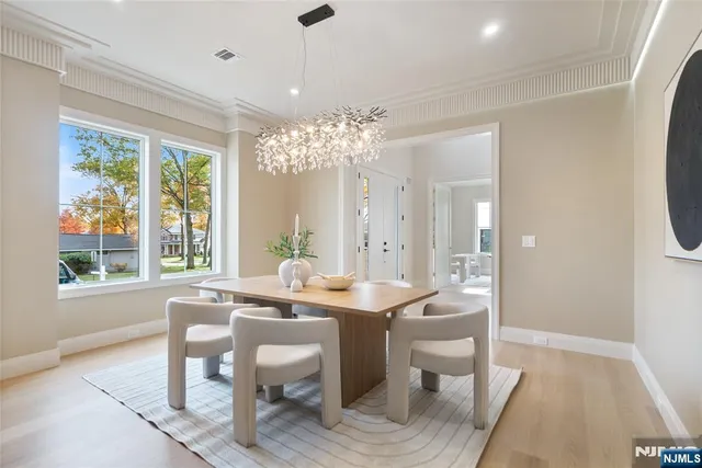 $2,799,000 | 333 Harrison Street, Paramus, NJ 07652