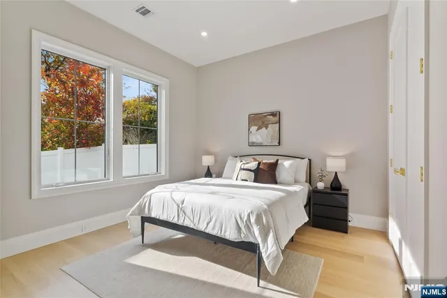 $2,799,000 | 333 Harrison Street, Paramus, NJ 07652