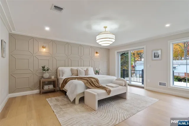 $2,799,000 | 333 Harrison Street, Paramus, NJ 07652