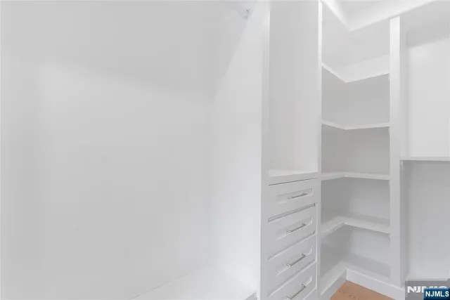 $2,799,000 | 333 Harrison Street, Paramus, NJ 07652