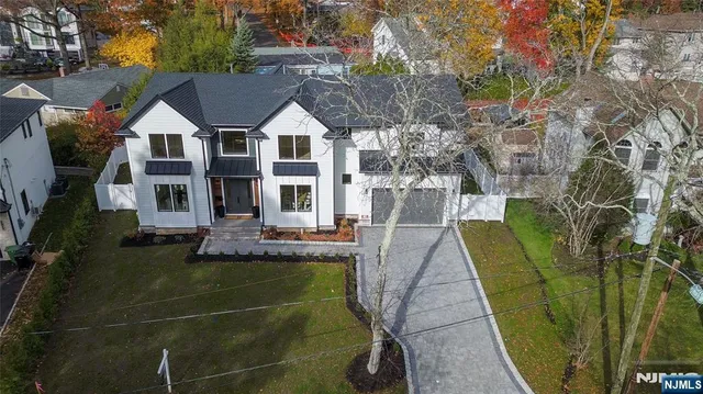 $2,799,000 | 333 Harrison Street, Paramus, NJ 07652