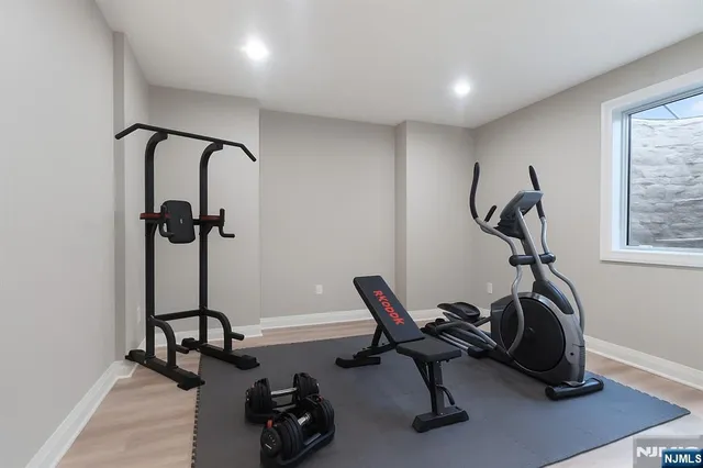 $2,799,000 | 333 Harrison Street, Paramus, NJ 07652