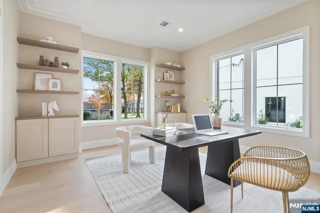 $2,799,000 | 333 Harrison Street, Paramus, NJ 07652