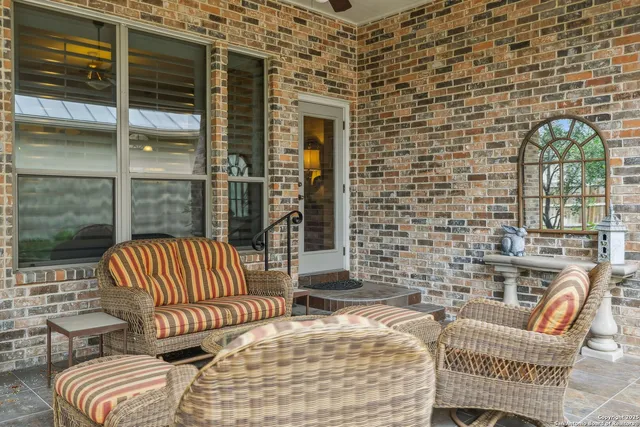 $724,900 | 126 Calais Way, Shavano Park, TX 78249