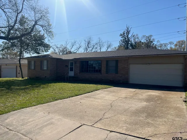 $169,500 | 3027 Brentwood Drive, Tyler, TX 75701