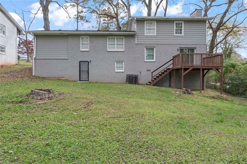 3917 Wedgefield Circle Decatur, GA 30035 - Photo 2 of 25