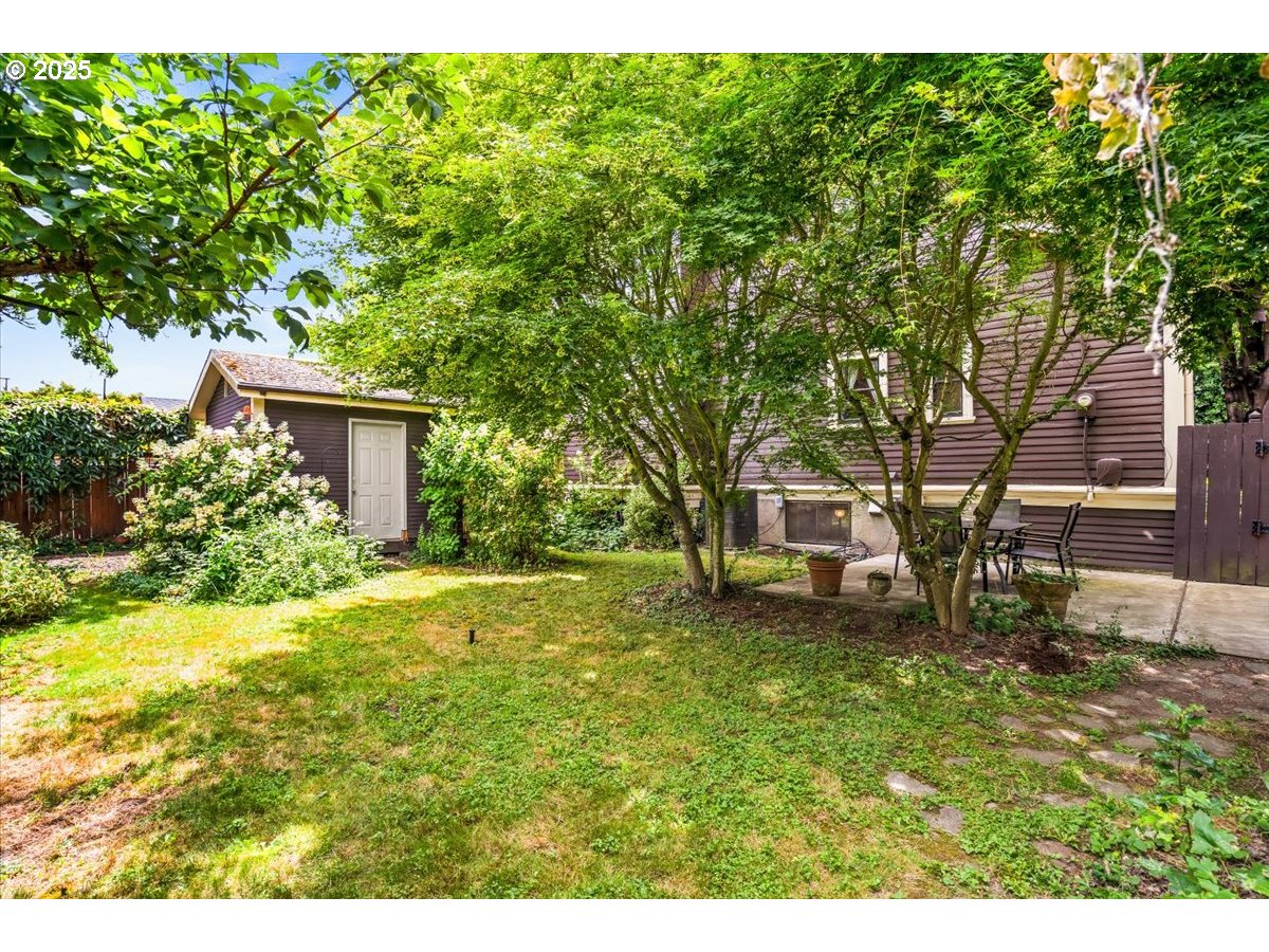 1844 Southeast 12th Avenue Portland, OR 97214 - Photo 45 of 48 a house view with a garden space