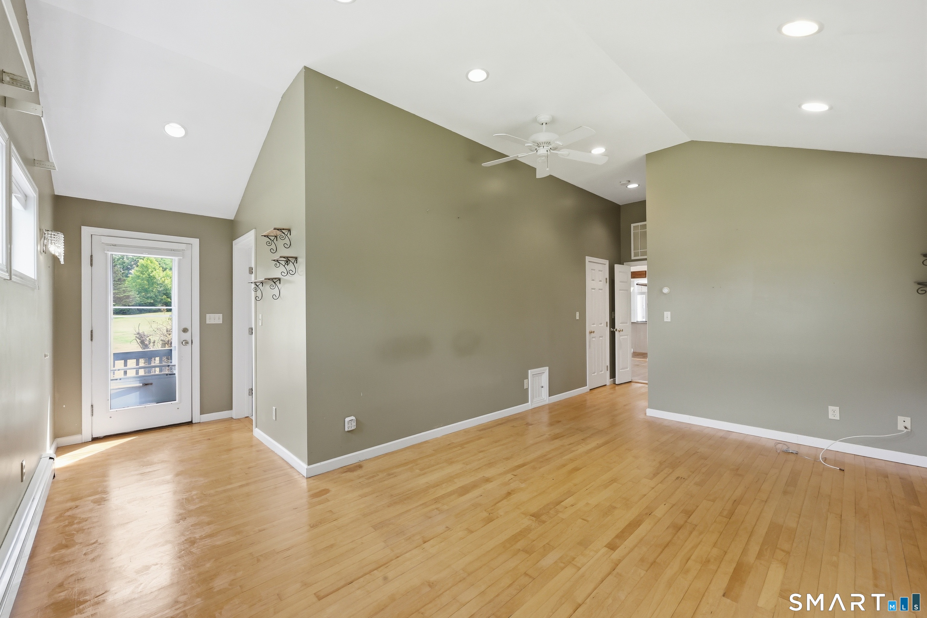 277 Chestnut Land Road New Milford, CT 06776 - Photo 20 of 37 Gallery Image 20