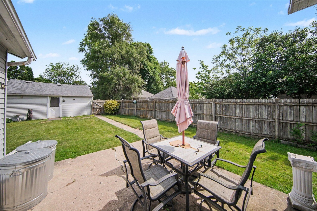 710 Union Street Jackson, MI 49203 - Photo 18 of 29