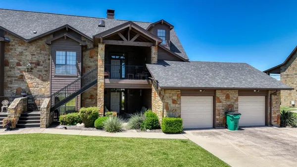 $375,000 | 1203 Eagle Point Road, Graford, TX 76449