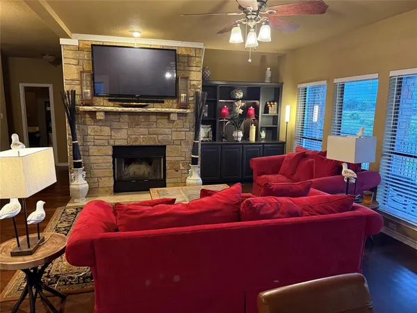 $375,000 | 1203 Eagle Point Road, Graford, TX 76449