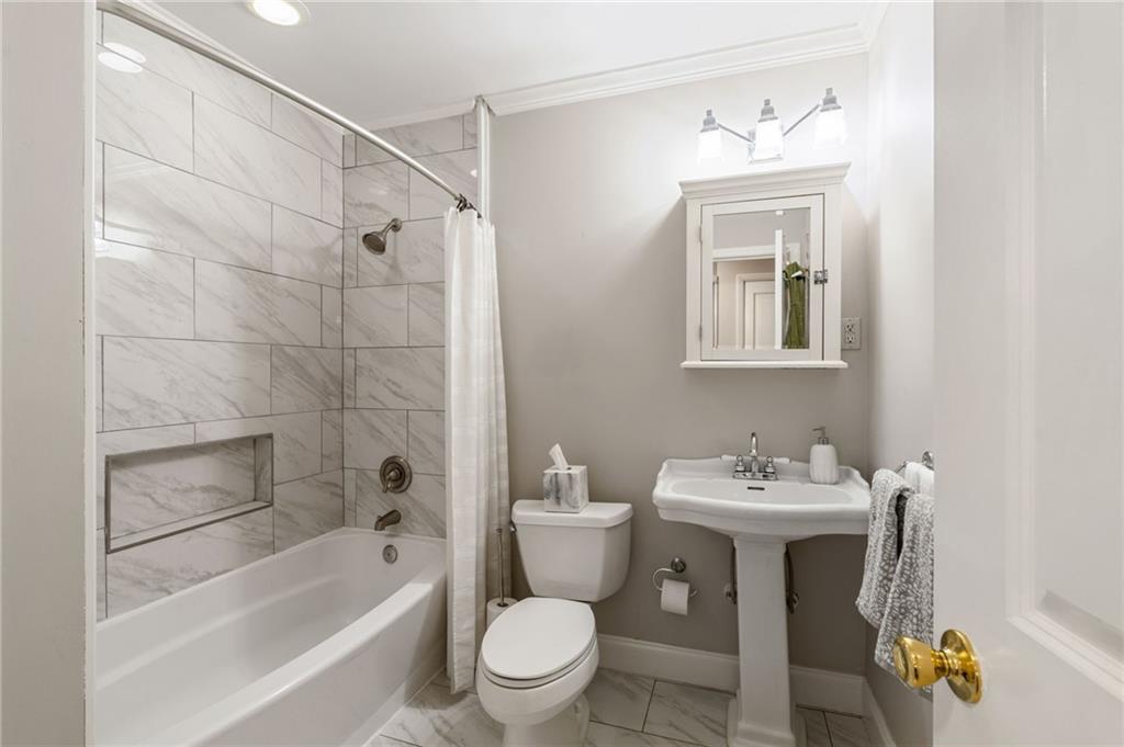 2693 Drew Valley Road Northeast Atlanta, GA 30319 - Photo 21 of 39